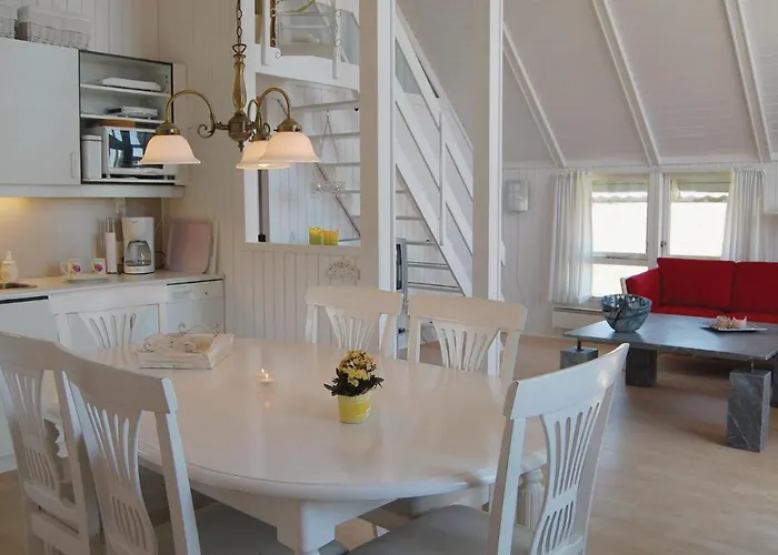 Nymandsbjerg Hvide Sande X *