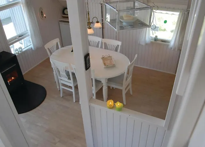 Nymandsbjerg Hvide Sande X *